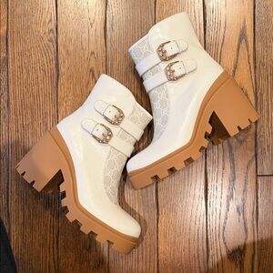 Gucci White Leather Platform Ankle Boots with Tan Lug Sole